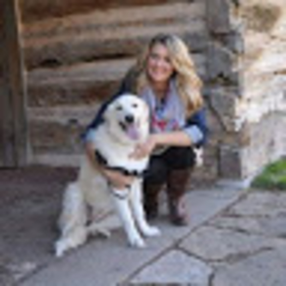 Meet your Posher, Makenzie